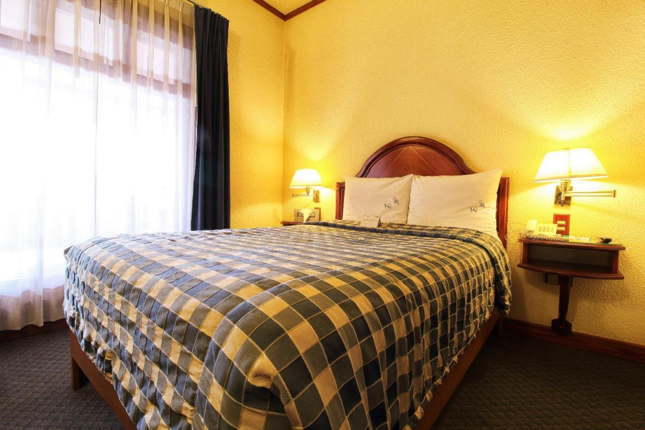 Hotel Lastra Puebla Extérieur photo